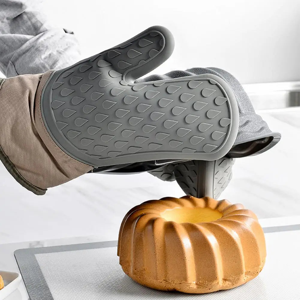 Anti-Scald Silicone Insulation Oven Mitts