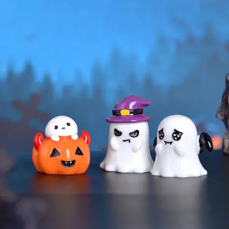 Mini Figurine Halloween Decorations