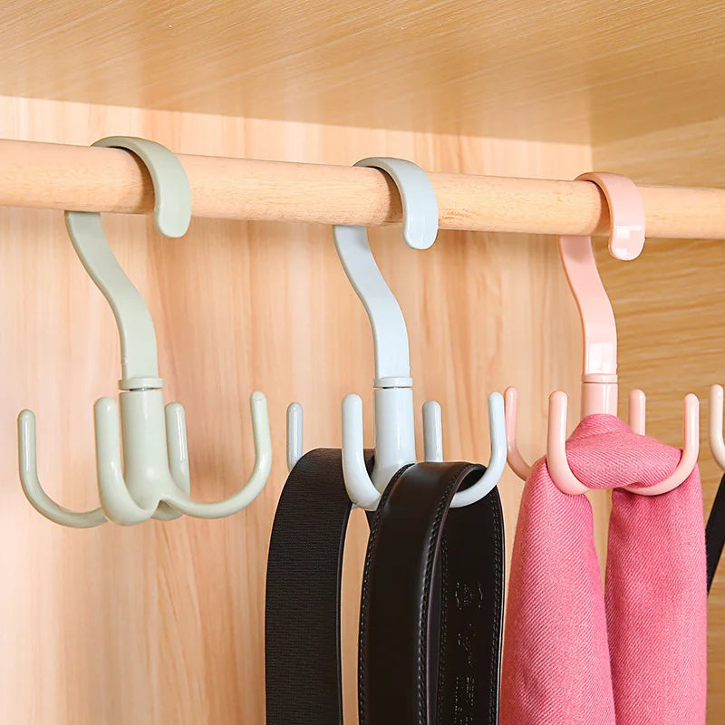 Rotatable Four-Claw Multi-Functional Hanger